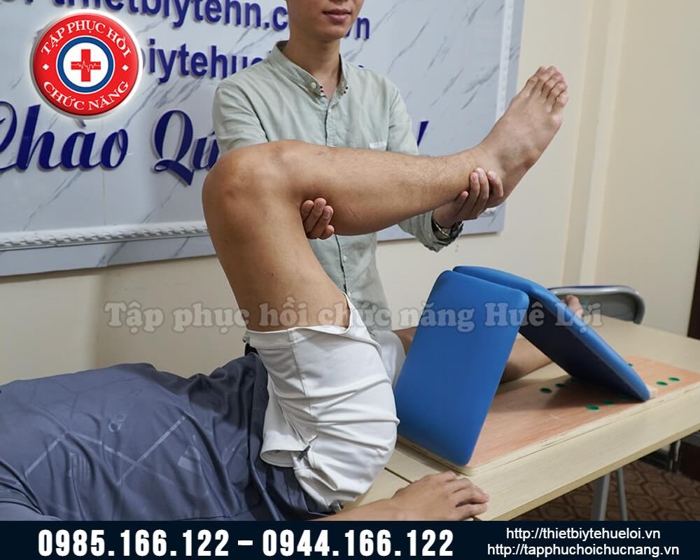 Dụng cụ tập sức mạnh cơ tứ đầu đùi