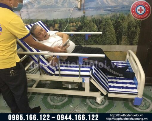 Giường y tế đa chức năng điều khiển bằng điện