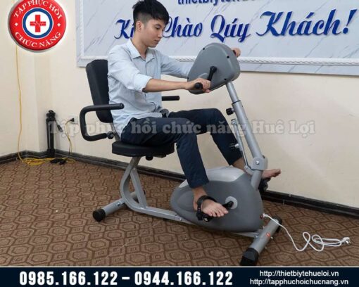 Xe đạp tập tay chân cho người tai biến người già