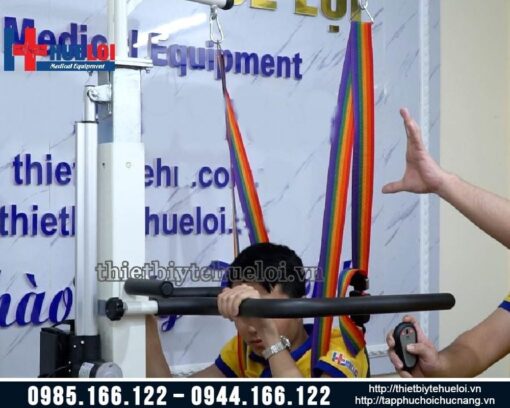 Khung tập đi bằng điện cho người già người tai biến