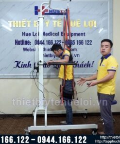 Khung tập đi bằng điện cho người già người tai biến