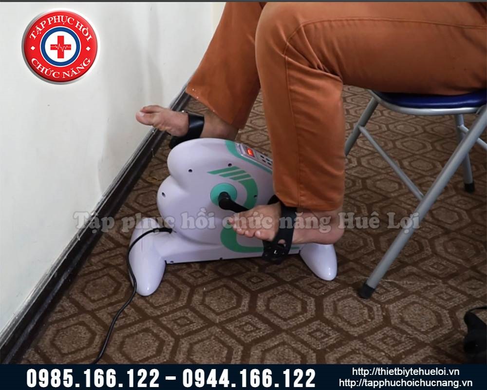 Xe đạp tập phục hồi chức năng cho bệnh nhân tai biến mini bike