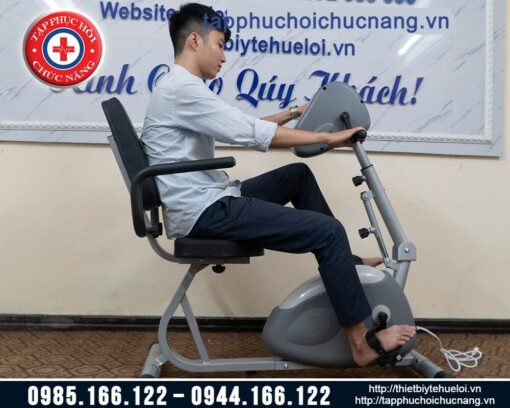 Xe đạp tập tay chân cho người tai biến người già