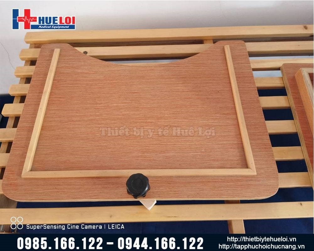 Bộ bàn ghế gỗ giúp trẻ giữ thăng bằng