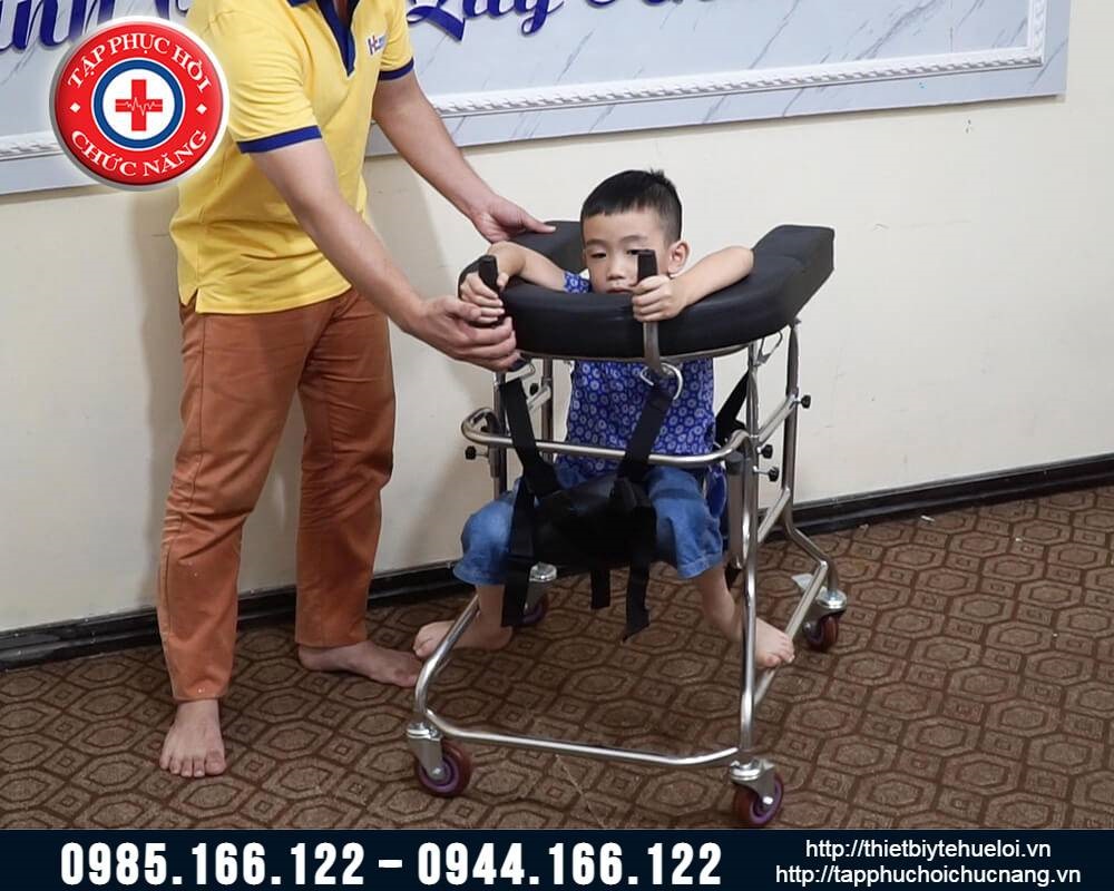Khung hỗ trợ tập đi cho trẻ em
