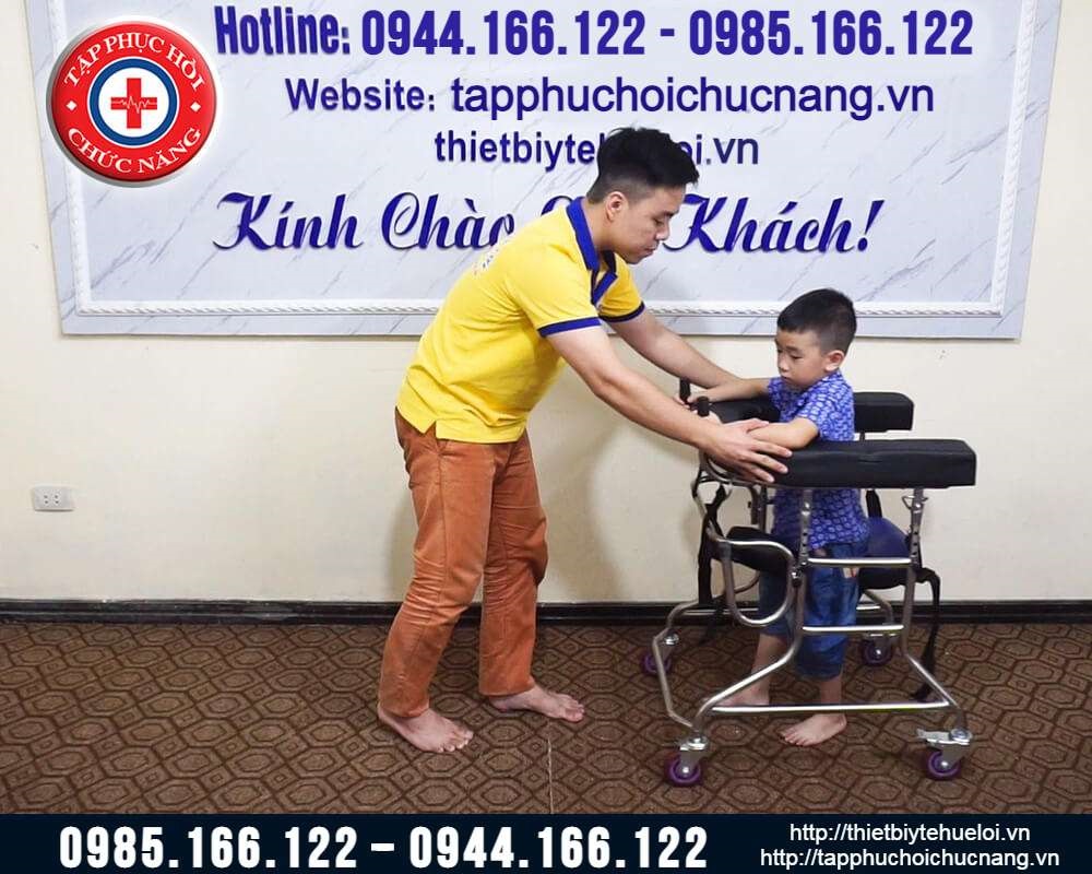 Khung hỗ trợ tập đi cho trẻ em