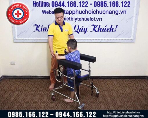 Khung hỗ trợ tập đi cho trẻ em