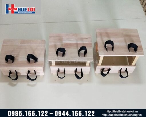 Bộ bàn ghế gỗ giúp trẻ giữ thăng bằng