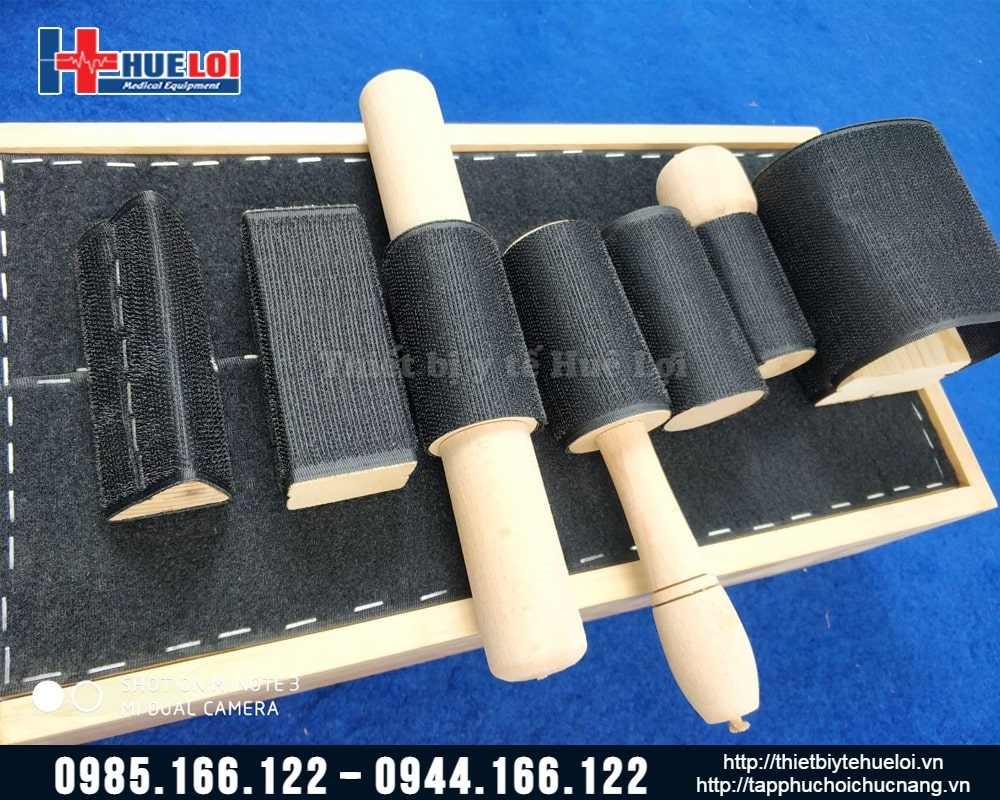 Hộp gỗ tập phục hồi chức năng cổ tay sau chấn thương