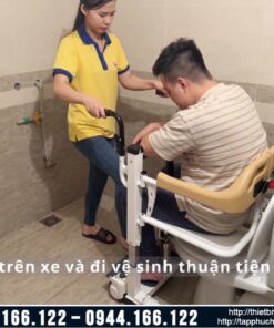 Xe lăn 2 cánh nâng hạ bằng pittong