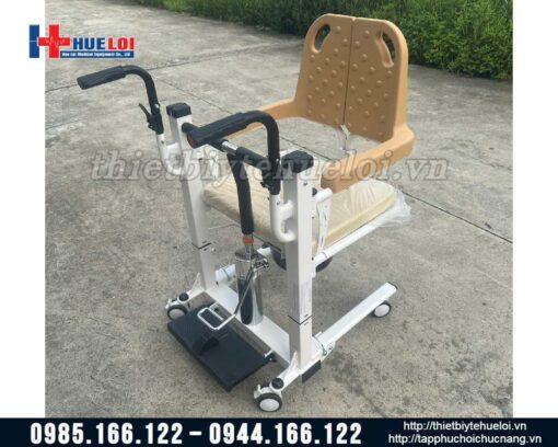 Xe lăn 2 cánh nâng hạ bằng pittong